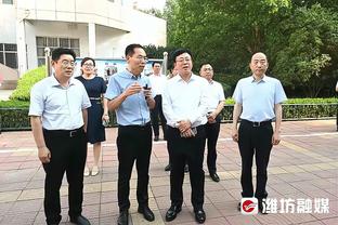 嫌你太笨！队记：爵士对科林斯的学习能力感到失望 将其摆上货架